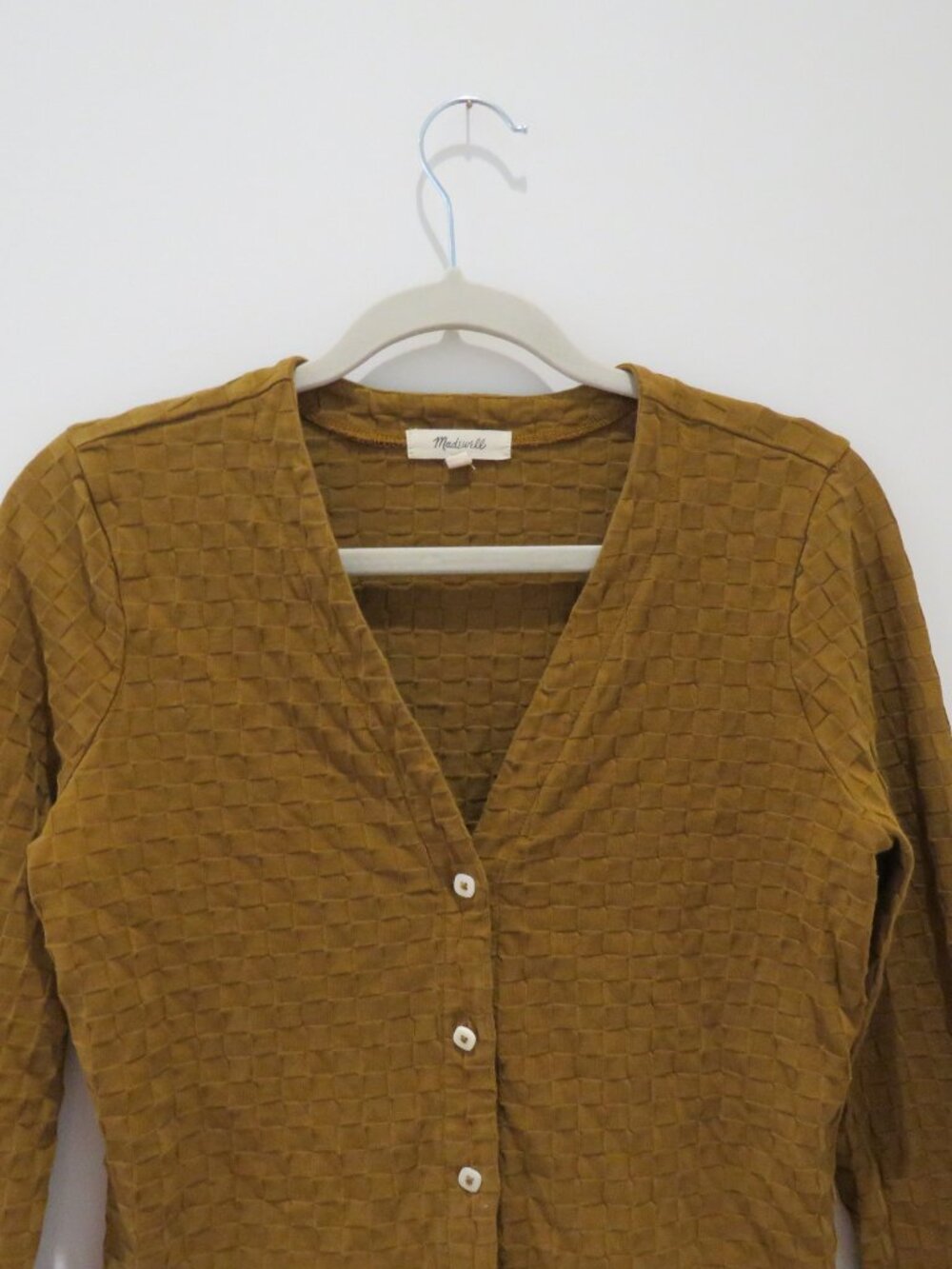 MADEWELL V-Neck Cardigan in Checkerboard Jacquard in Sepia Small Granola Girl - Picture 3 of 13
